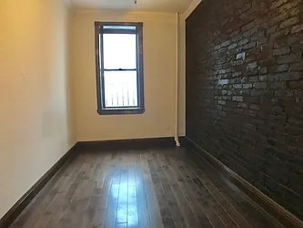 Rented by Kahen Properties