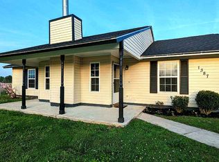 1387 Halltown Rd, Jacksonville, NC 28546