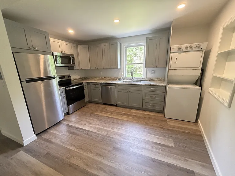 602 South Rd #C — Photo 3