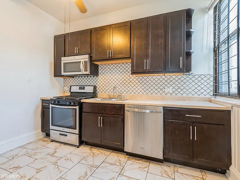 3136 S Prairie Ave #1 — Photo 9