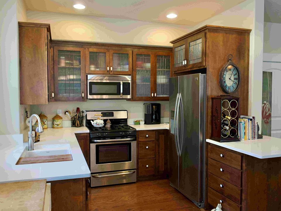 1st image of 515 G St APT 249