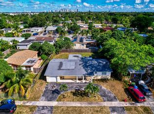 660 SW 30th Ter, Fort Lauderdale, FL 33312