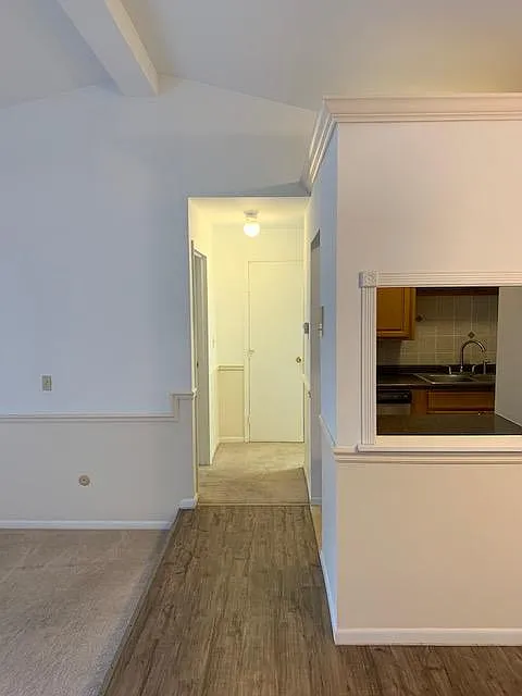 302-533 Smithfield Rd — Photo 2
