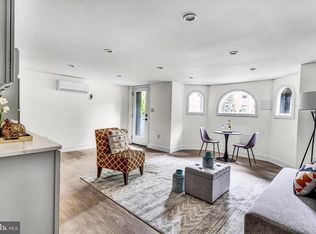 142 R St NE, Washington, DC 20002