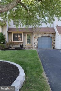 78 Bellwood Dr, Upper Holland, PA, 19053