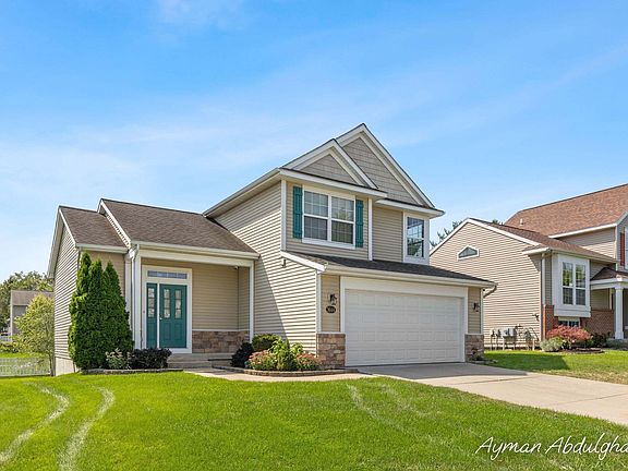 3rd image of 3644 Merrimont Ct SE