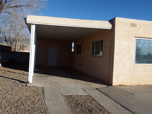 2nd image of 2418 Alvarado Dr NE