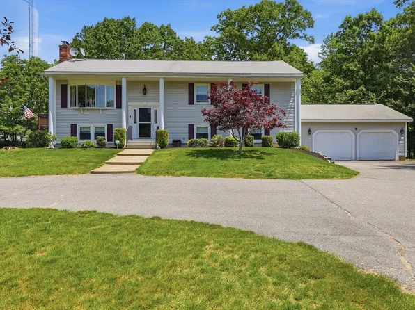 5 Dix Rd, Ipswich, MA 01938