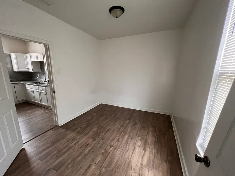 735 N Springfield Ave #2 — Photo 15
