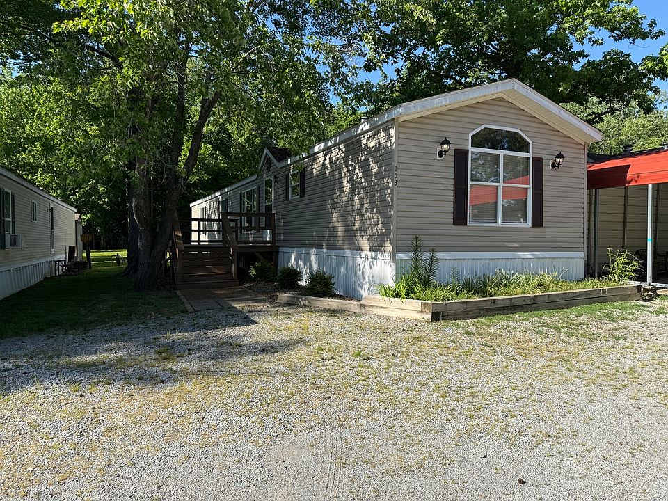 1st image of 153 Oak Valley Dr