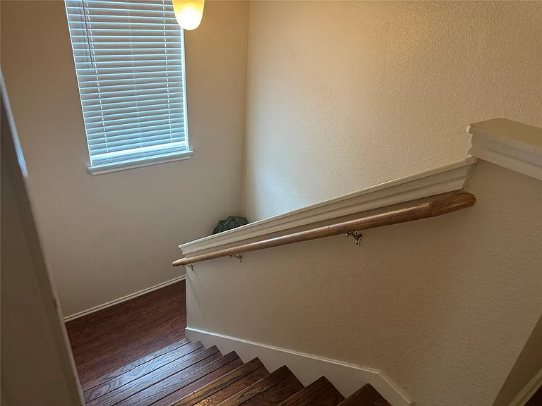 2107 Charlotte Estates Dr — Photo 10