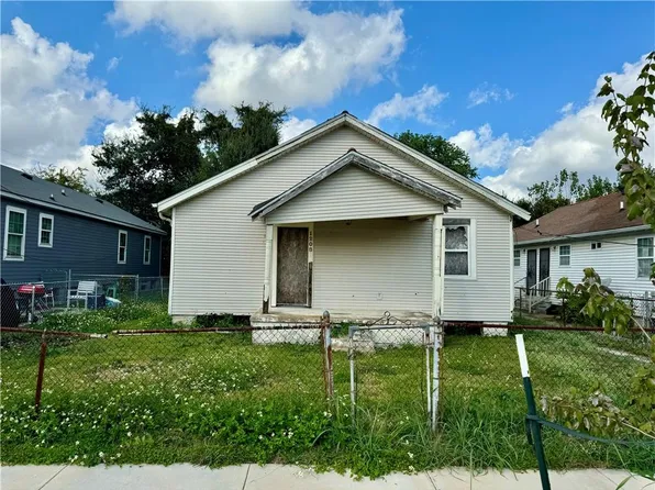 1208 Deslonde St, New Orleans, LA 70117