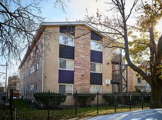 7455 N Ridge Blvd APT B1, Chicago, IL 60645