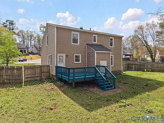 4th image of 5102 White Pickett Ln