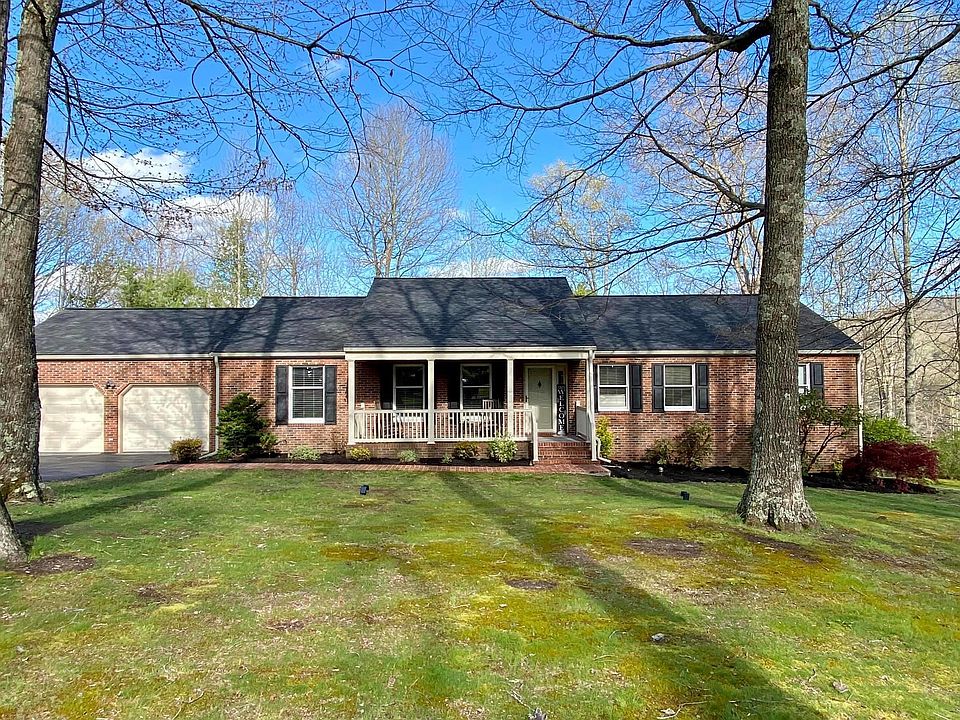 1st image of 258 Colony Ct NE
