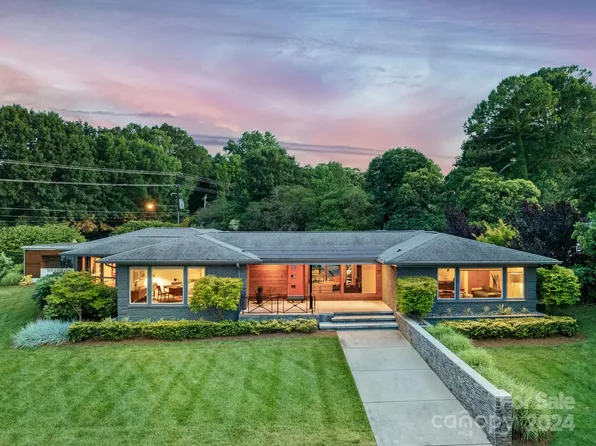 4642 Sharon View Rd, Charlotte, NC 28226