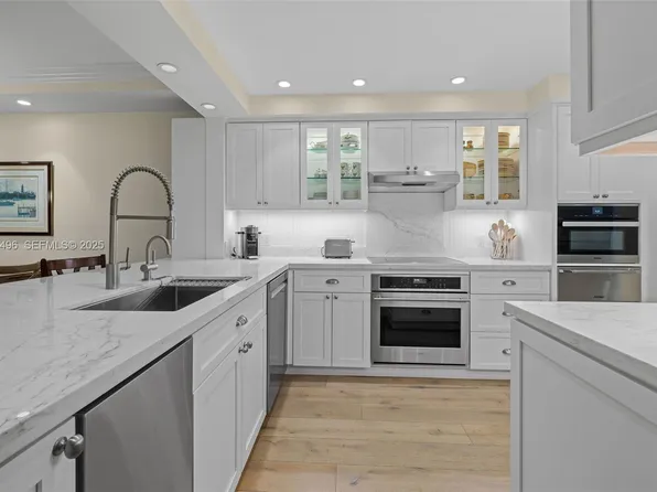 2600 Cardena St #2, Coral Gables, FL 33134