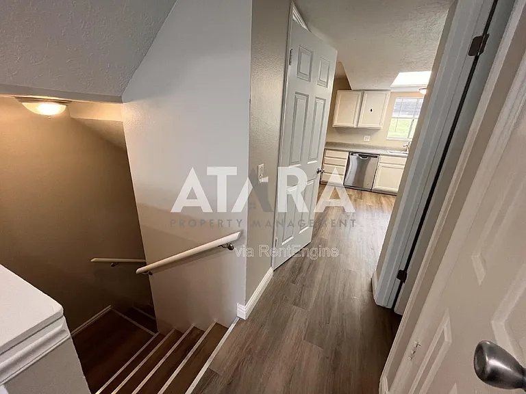 4247 South Hwy #89-18 — Photo 8