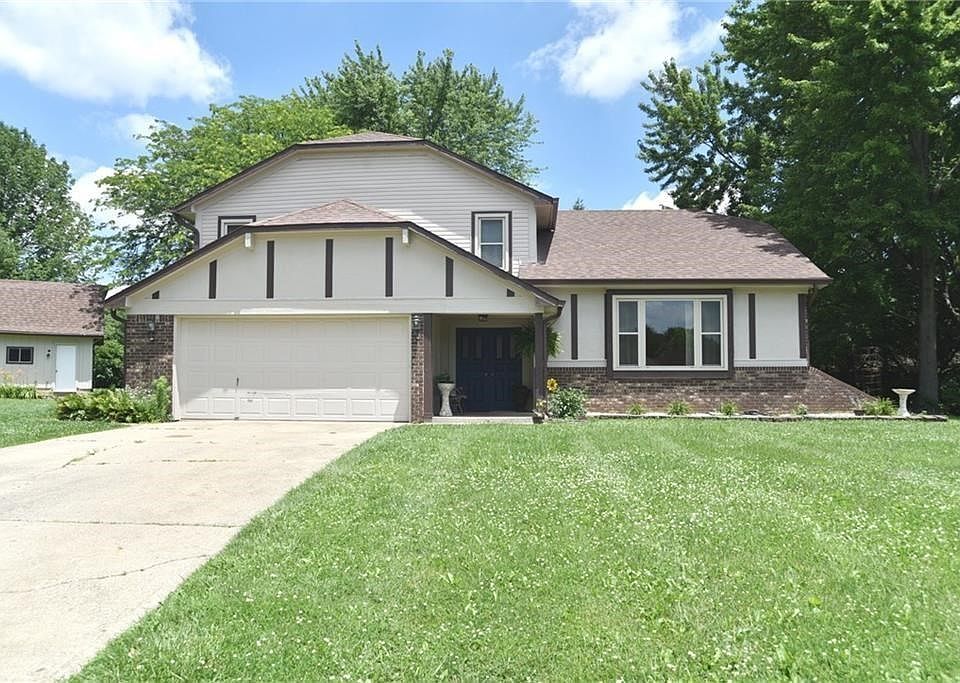 1st image of 855 Carmen Ln