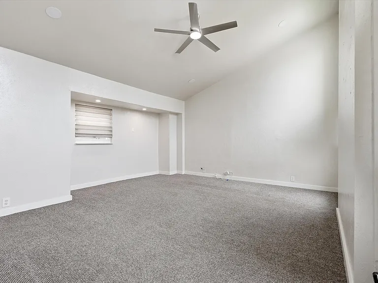 1813 Greenspring Cir — Photo 10