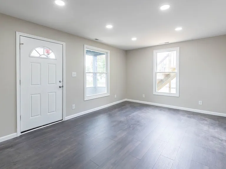 59 W Center St — Photo 14