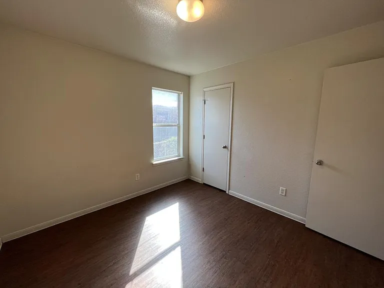 601B Bermuda — Photo 12