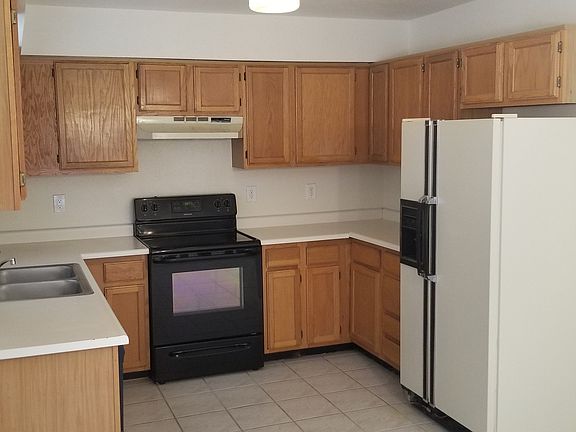 5th image of 5009 Blue Sage Pl NE