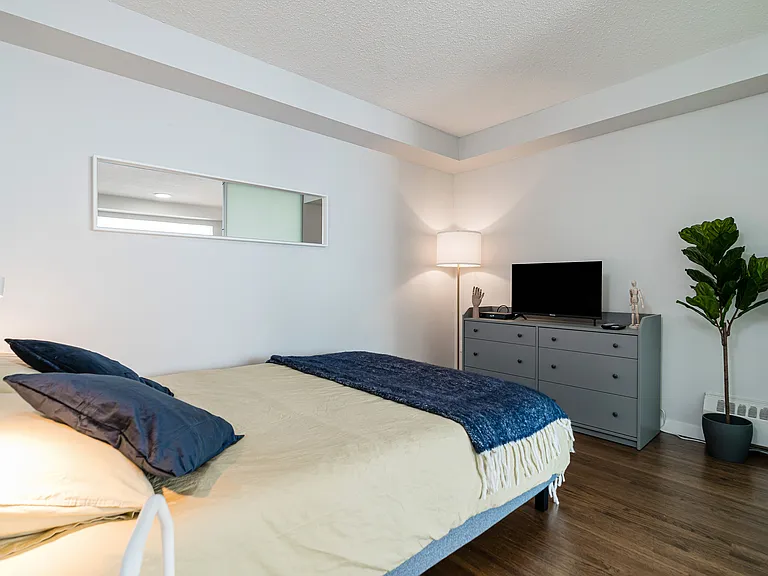 1750 Davie St #206 — Photo 16