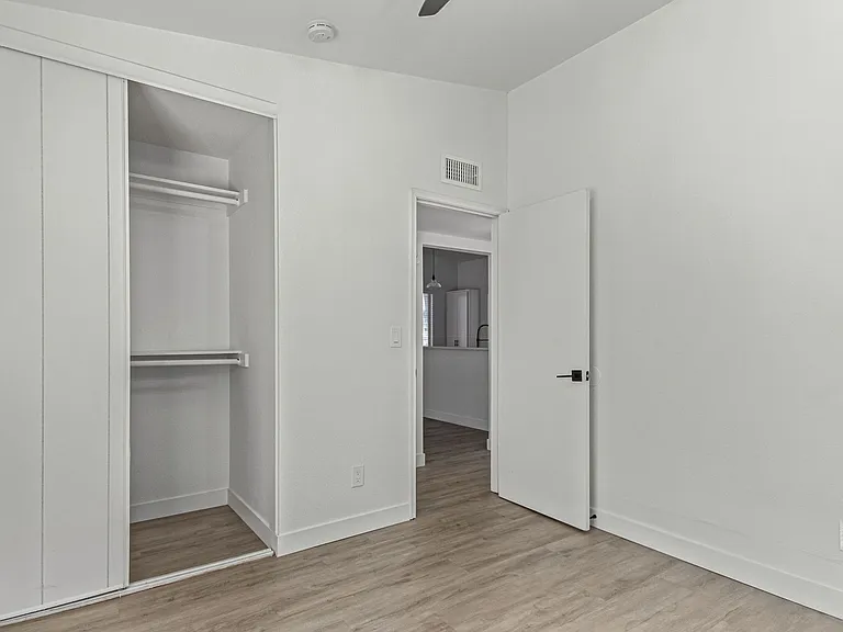 6111 S McKemy St — Photo 22