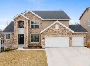 621 Creek Bend Dr, Lake Saint Louis, MO 63367