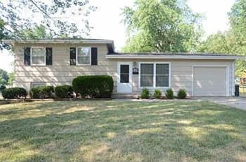1st image of 509 NW Ward Ln