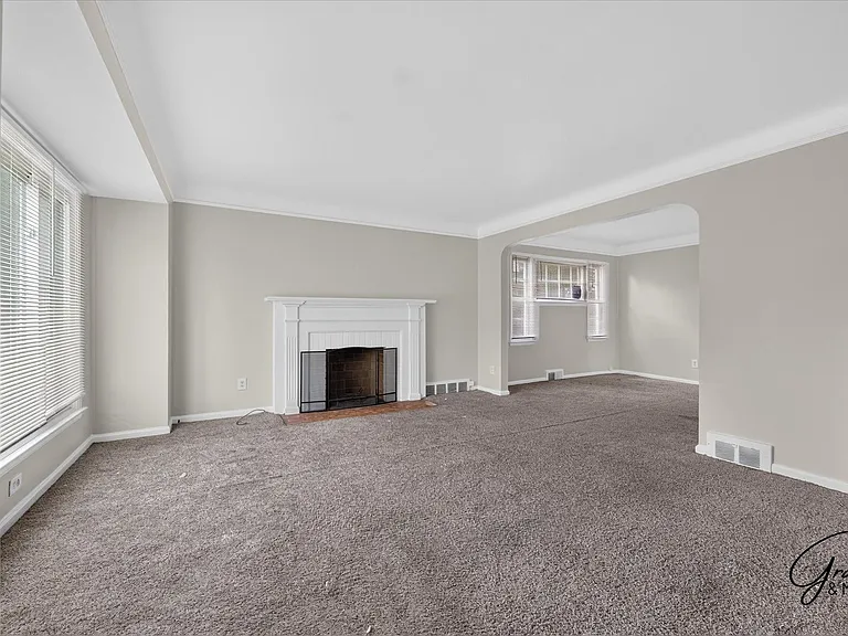 10010 Bramell Franklin D Roosevelt — Photo 3