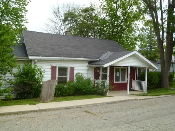 40 Oakland St, Mechanicsburg, OH 43044