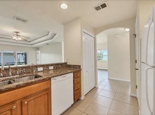 Emerald Oak Apartments, North Pt, FL 34287