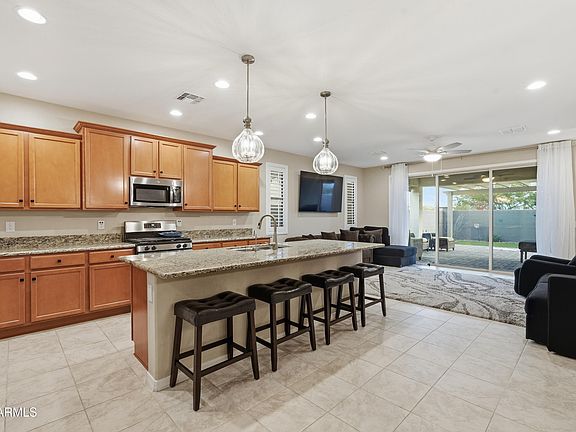 5th image of 18055 W MUIRWOOD Drive