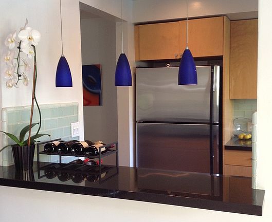5th image of 1328 Havenhurst Dr APT 104