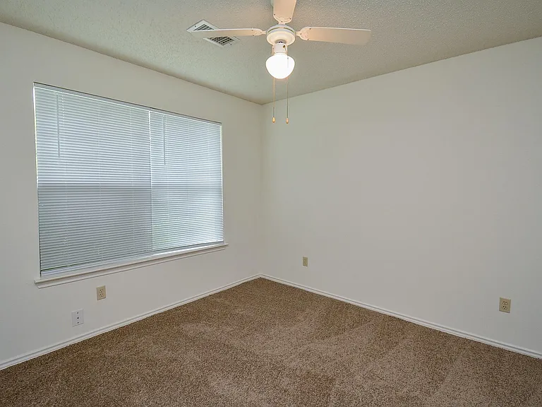 2314 Bent River Dr — Photo 16