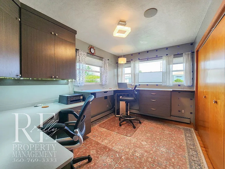 2113 Brashem Ave — Photo 25