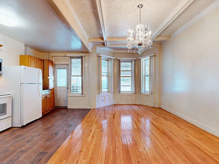 479 Irving Ave #1 — Photo 5