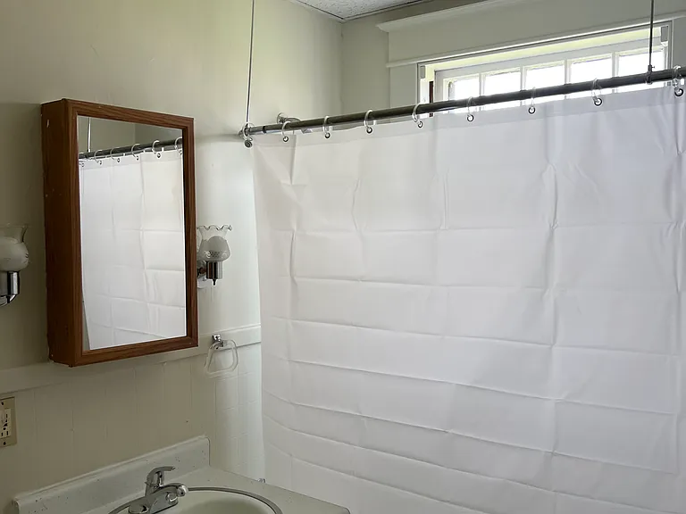 94 Walnut St #1 — Photo 12