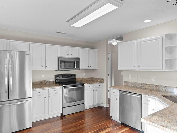 4th image of 24 Wildflower Trail