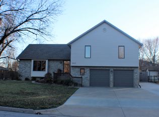 2847 Rio Vista Dr, Emporia, KS 66801
