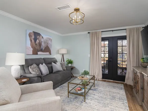 2112 Old Taylor Rd, Oxford, MS