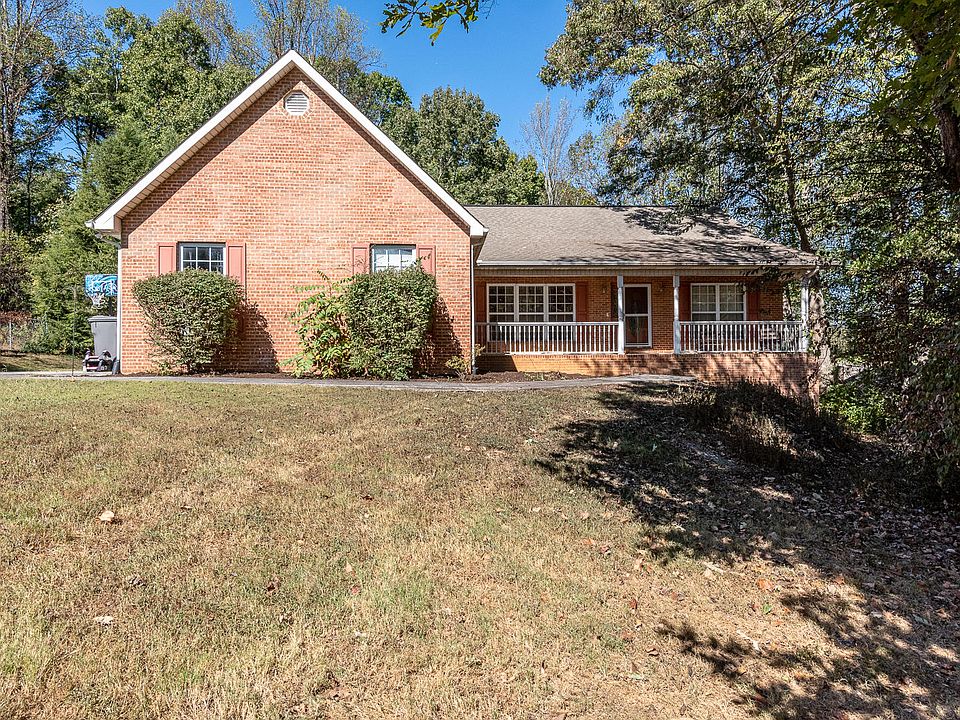 1st image of 2833 Westover Dr