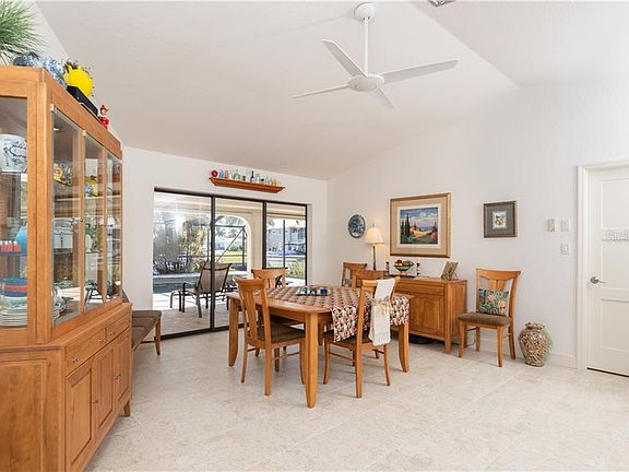 5th image of 2837 La Mancha Ct