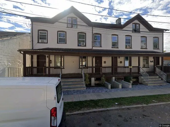 213 W 3rd St Floor 1, Plainfield, NJ 07060