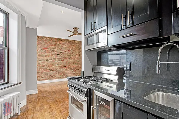 Rented by Centennial Properties NY | media 6