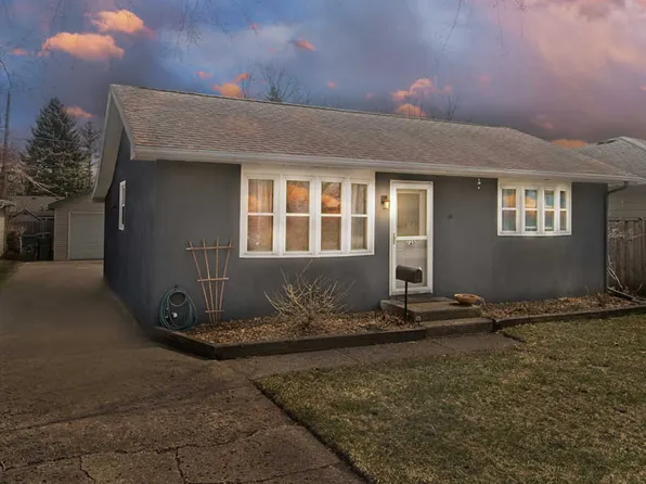 725 Franklin Ave, Winthrop Harbor, IL 60096