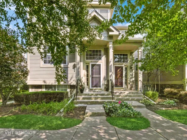 2577 N Augusta Dr Unit 2577, Wadsworth, IL 60083