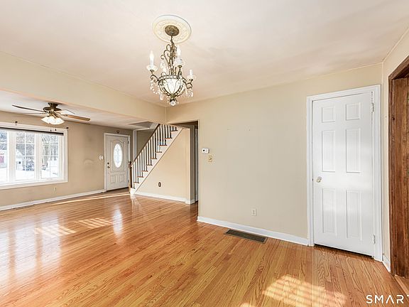 5th image of 45 Westview Street